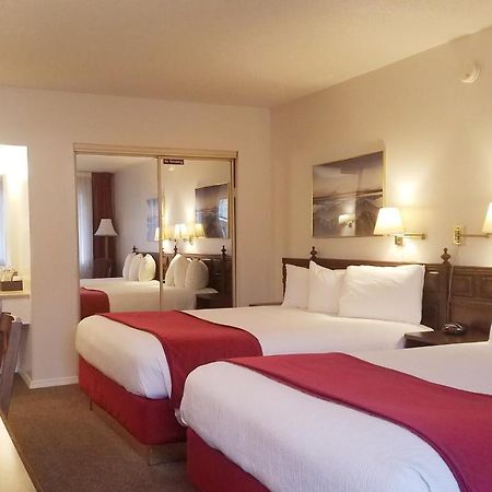 Sovana Inn Medford Eksteriør bilde