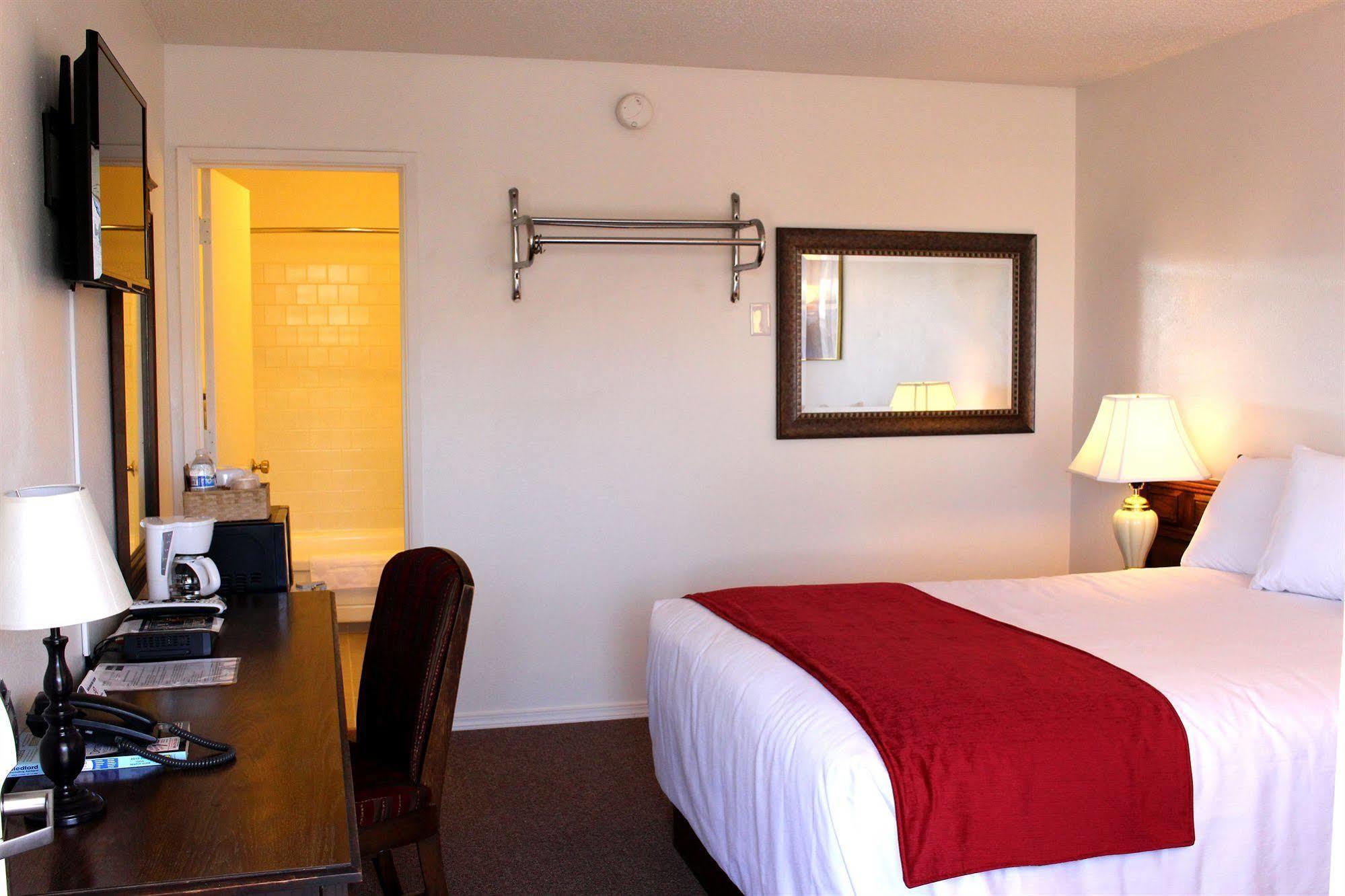 Sovana Inn Medford Eksteriør bilde