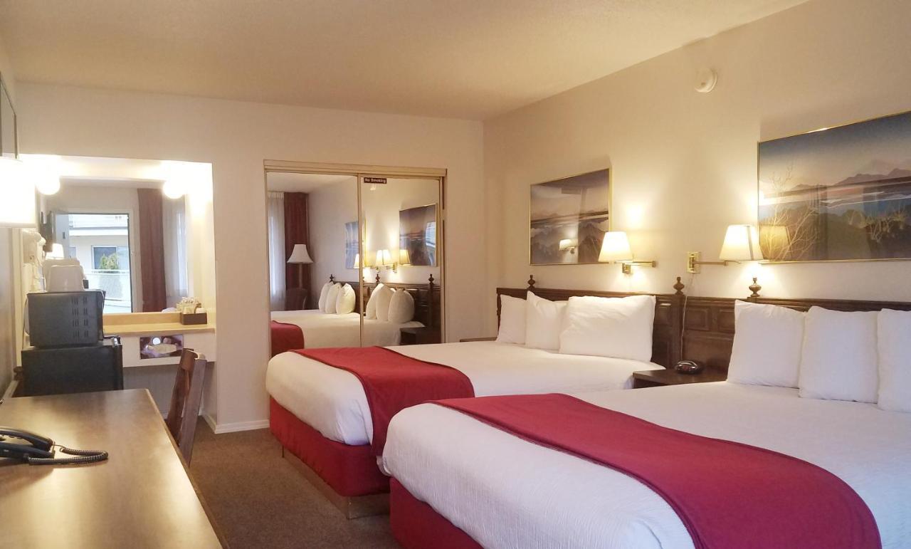 Sovana Inn Medford Eksteriør bilde